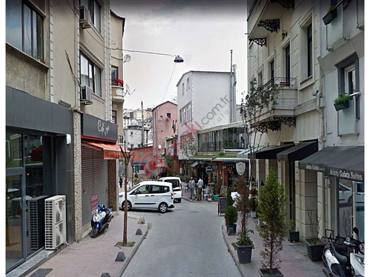 Beyoğlu Galaport'a Yakın Satılık Bina