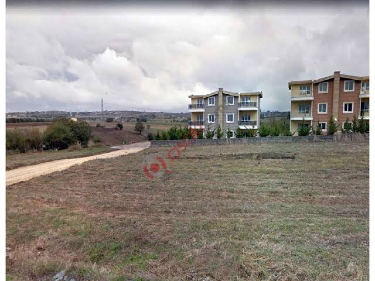 Silivri Ortaköy�de Yüksek Konumlu Arsa Asaki ile Al Sat ve Kirala