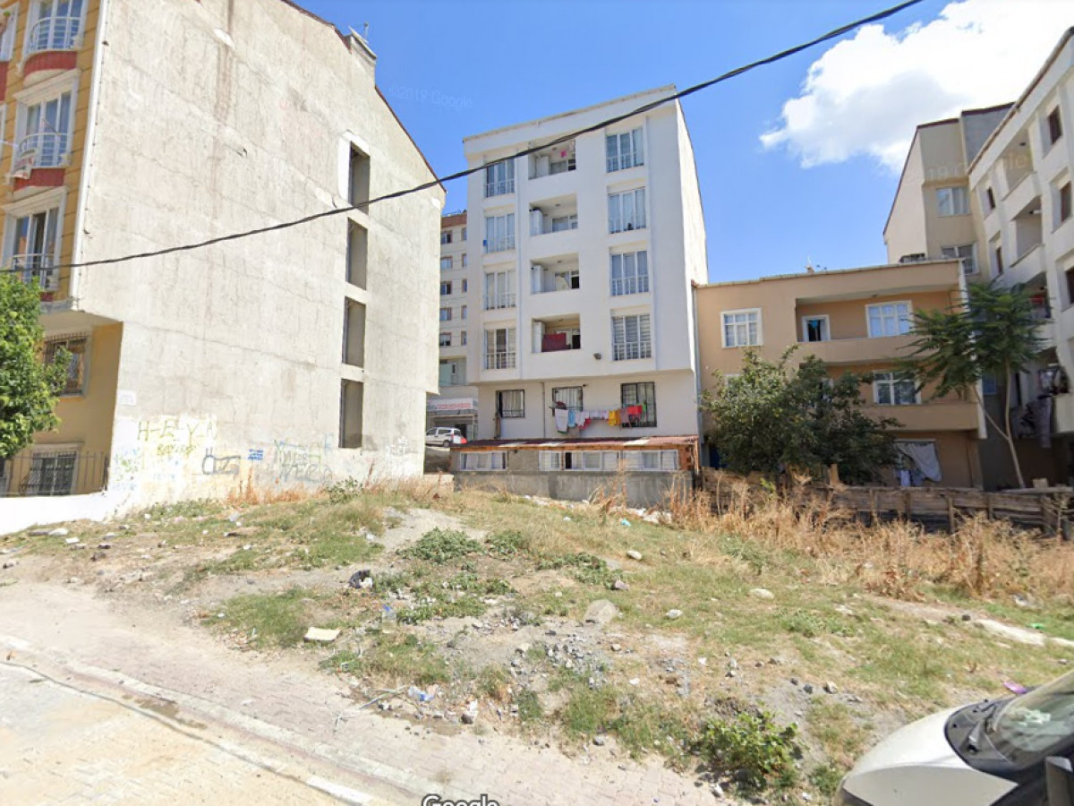 Esenyurt Pınar Mh Caddeye Yakın Ticari + Konut Satılık Arsa
