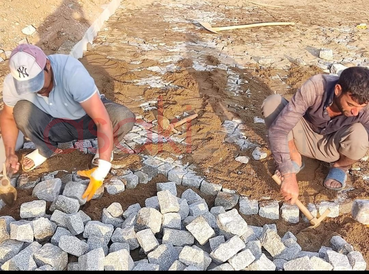 Türkiye Genelinde Taş Beton Döşeme Granit İşleriniz Yapılır - Büyük 13