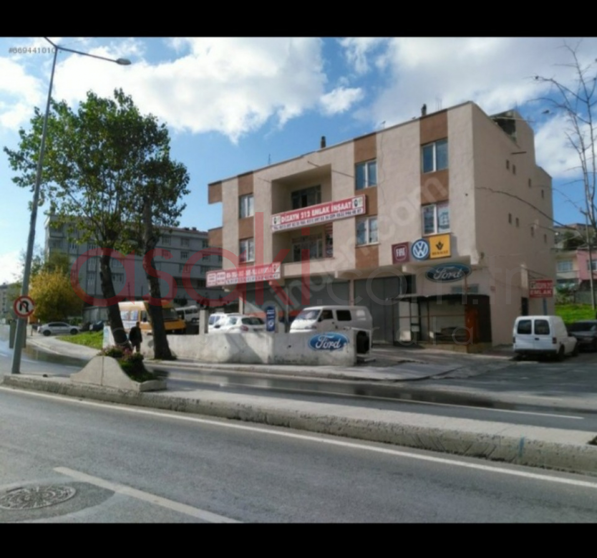 Arnavutköy İslambey Mah. Satılık Bina Ve Arsası - Büyük 0