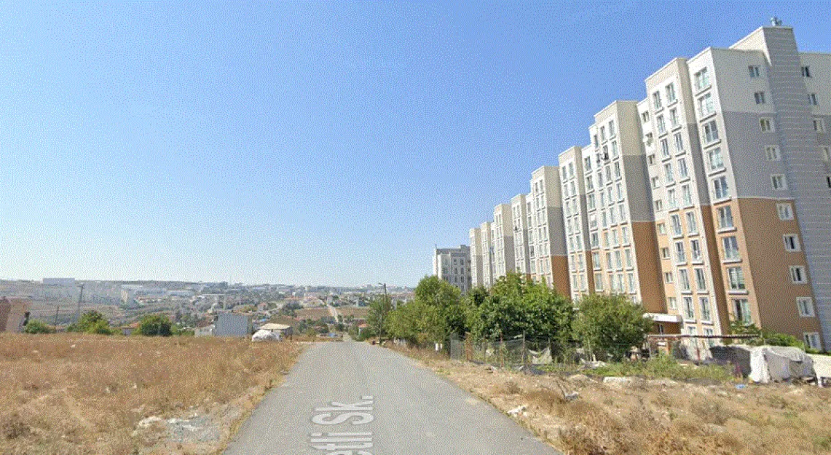Arnavutköy Deliklikaya'da Satılık Arsa