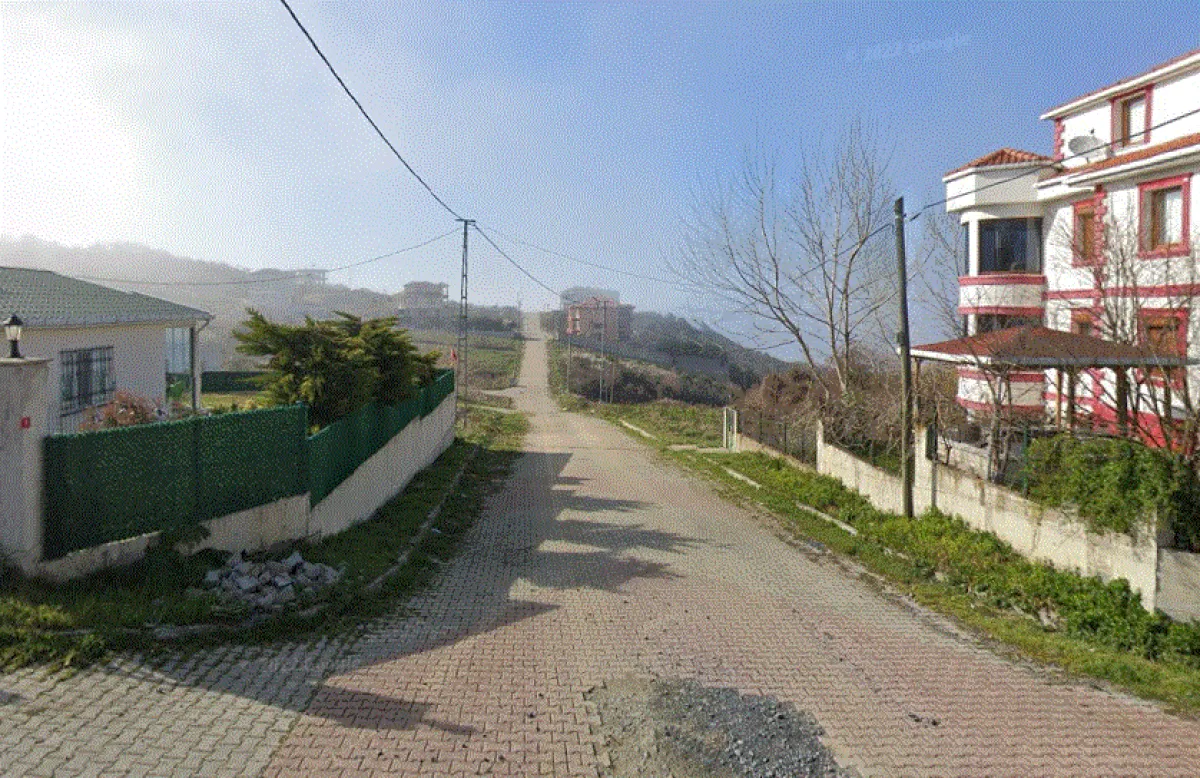 Arnavutköy Karaburun'da  Satılık Arsa - Büyük 0