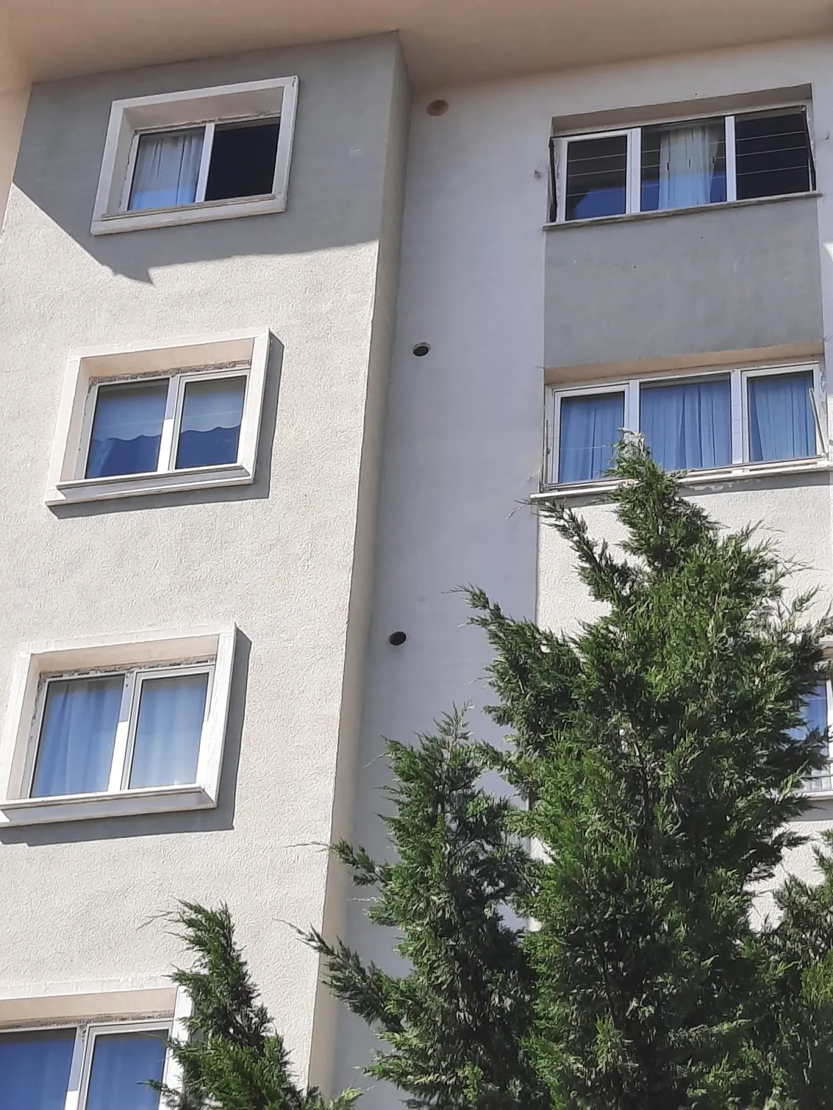 TEPE GRUP EMLAK'TAN ÜNİ YOLU ÜZERİ 1+1 GÜNEY C.  SATILIK DAİRE - Büyük 0