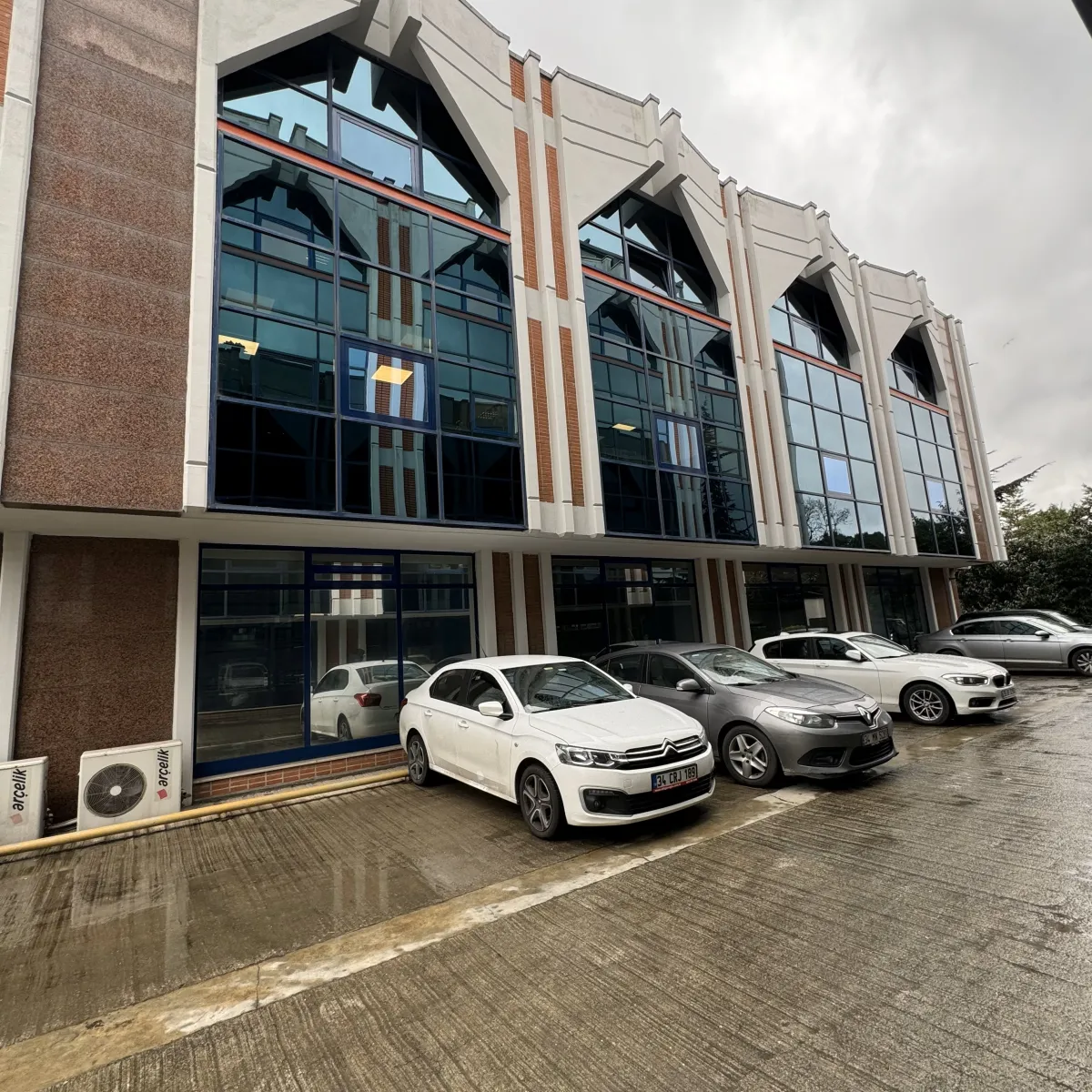 LUXURYACARKENT'DEN ÜSKÜDAR ALTUNİZADE'DE KİRALIK PLAZA OFİS KATI - Büyük 42