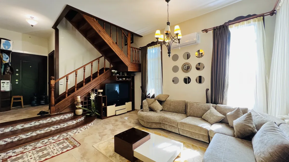 Kemer Kiriş'te Site İçi Müstakil Tripleks Satılık Villa - Büyük 2