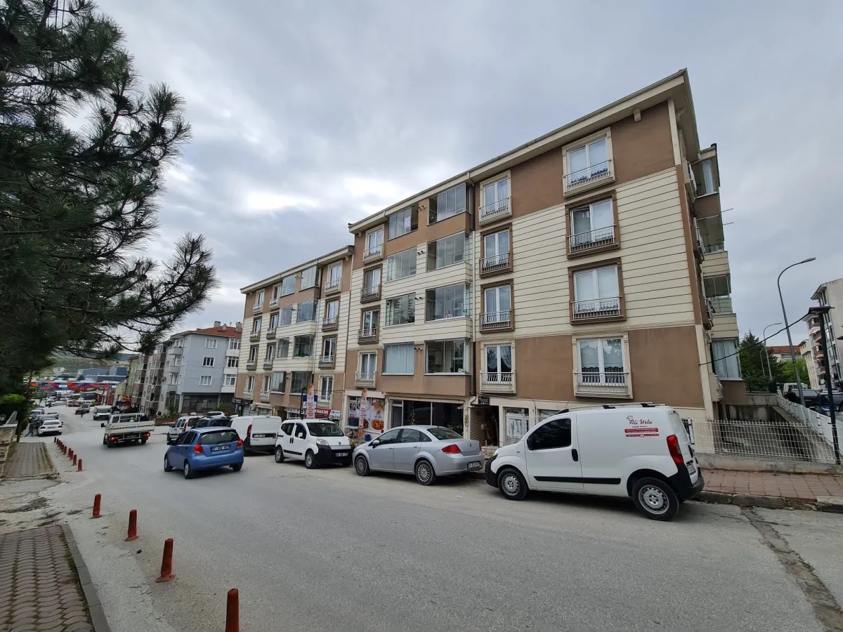 Bozüyük Yeni Mahallede satılık  140 m2 fırsat daire - Büyük 16
