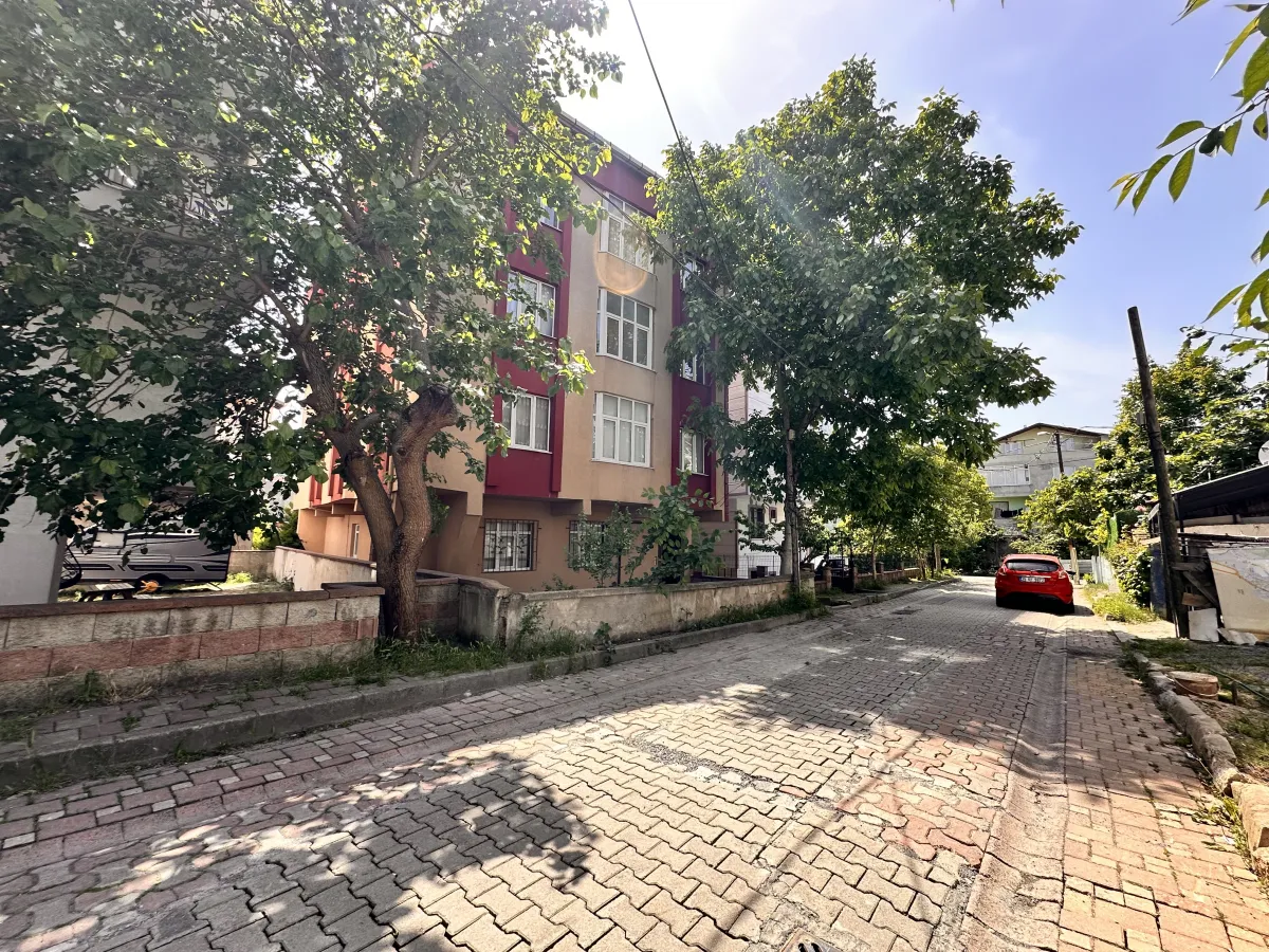 ÇEKMEKÖY ALEMDAĞ MAH. 4 KATLI 640M² MÜSTAKİL SATILIK BİNA - Büyük 2