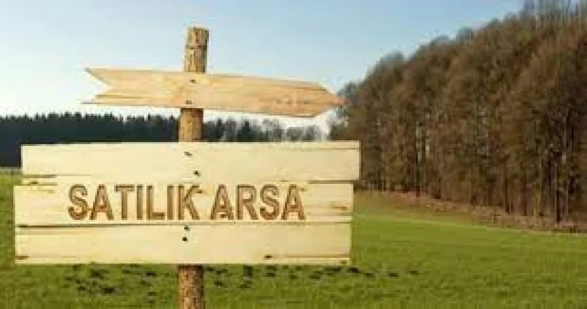 SELİMPAŞADA SATILIK VİLLA İMARLI ARSA