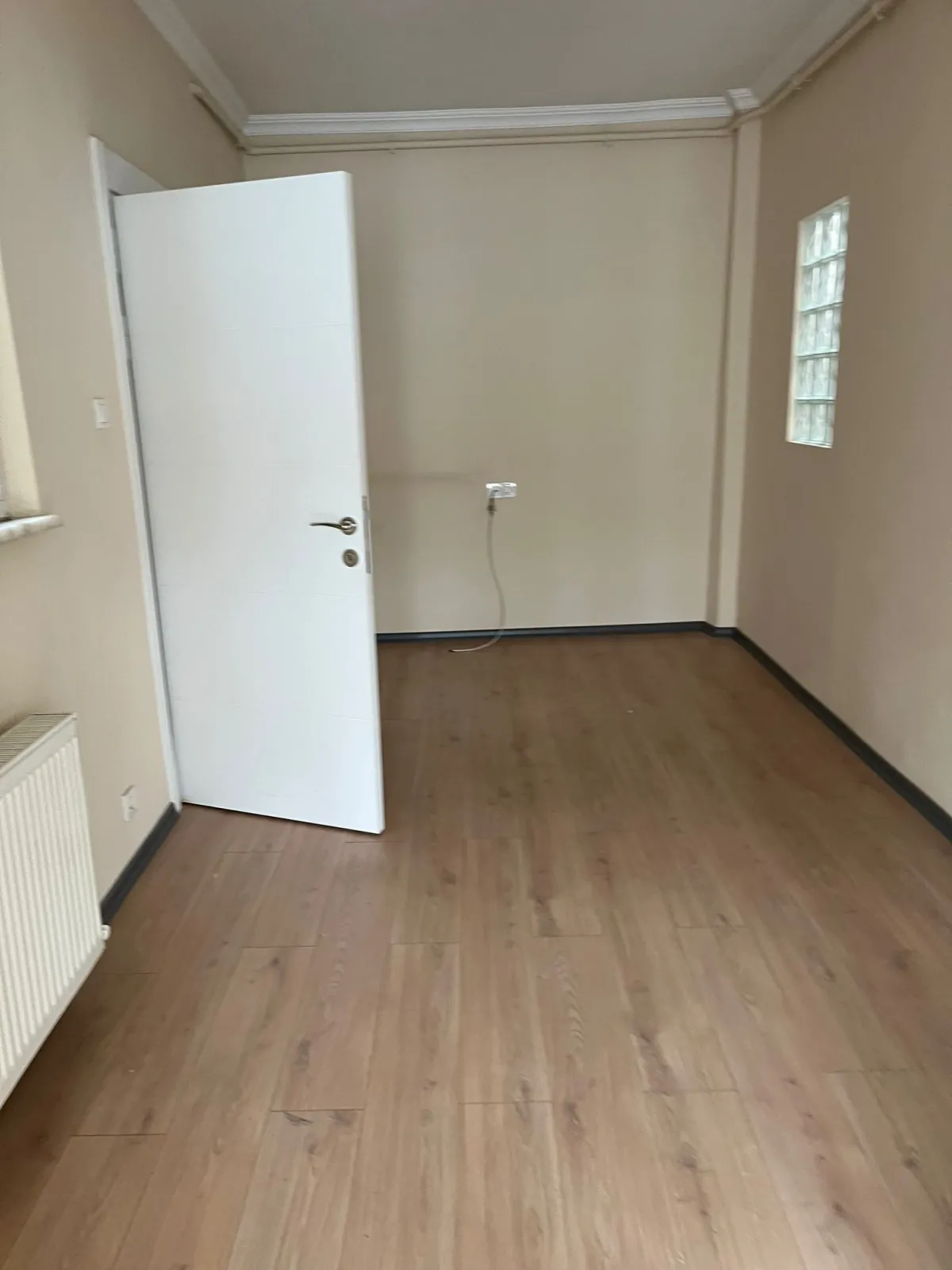 Hırka-i Şerif Mahallesinde 2+1 Ara Kat Kiralık Daire - Büyük 10