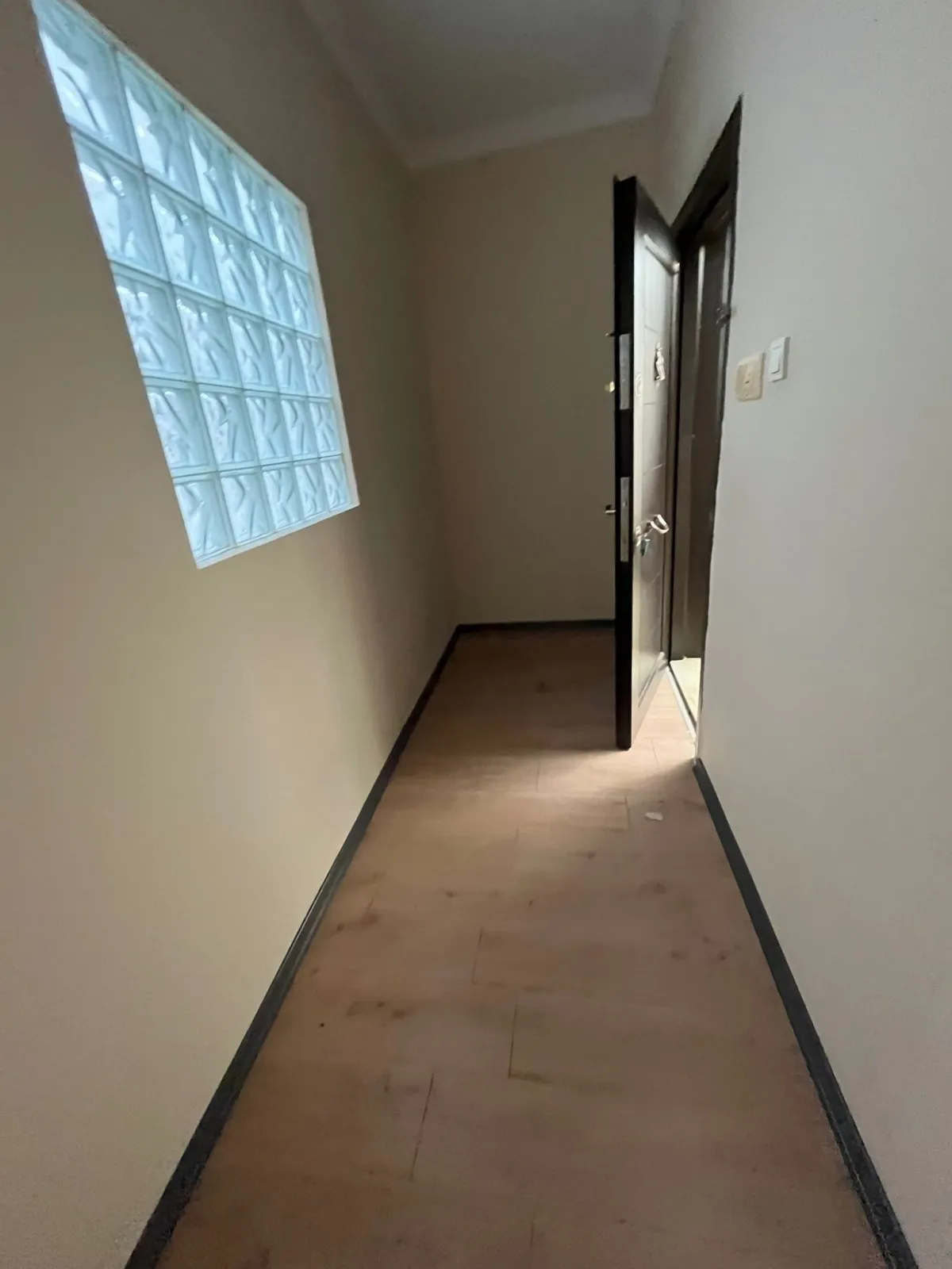 Hırka-i Şerif Mahallesinde 2+1 Ara Kat Kiralık Daire - Büyük 3