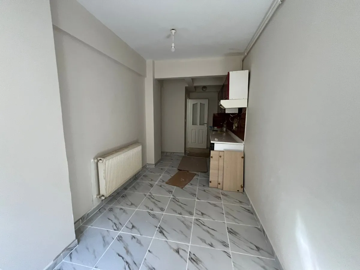 Göç İdaresi Arkasında 2+1 Kiralık Daire - Büyük 8