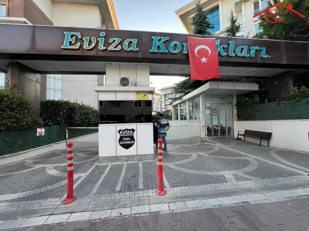 Yenibosna Eviza konaklarında satılık 3+1 daire peyzaj manzaralı - Büyük 1