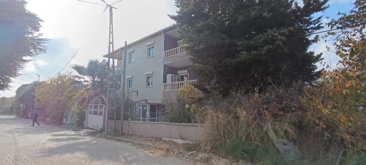 Asya Gayrimenkul'den Kumburgazda 500m² Arsa içinde  villa kiralık