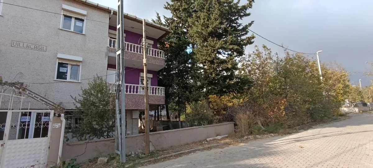 Asya Gayrimenkul'den Kumburgazda 500m² Arsa içinde  villa kiralık - Büyük 1