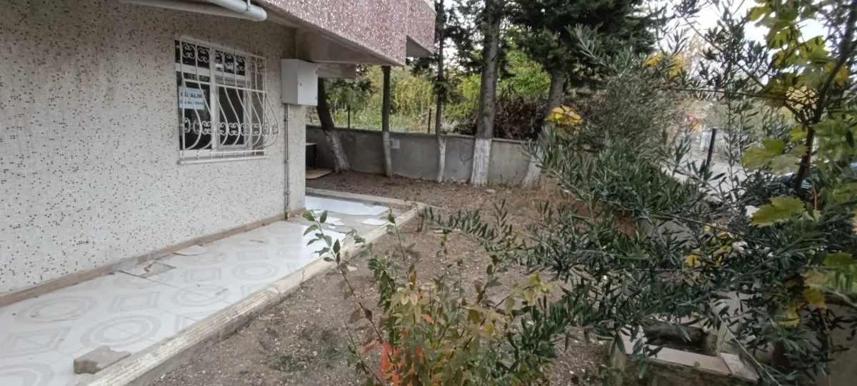 Asya Gayrimenkul'den Kumburgazda 500m² Arsa içinde  villa kiralık - Büyük 2