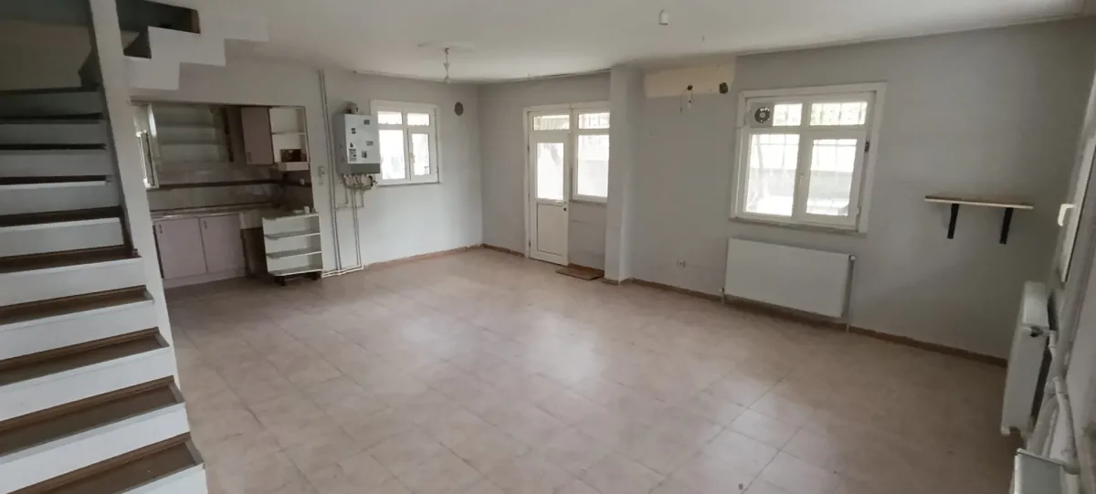 Asya Gayrimenkul'den Kumburgazda 500m² Arsa içinde  villa kiralık - Büyük 8