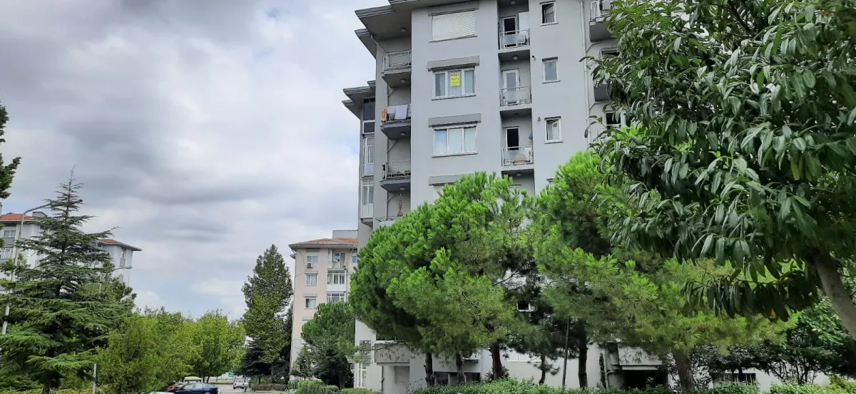 Mimaroba Emlak Konut Ara Kat Düz 4+1 Uygun Fiyat Kiralık Daire - Büyük 1