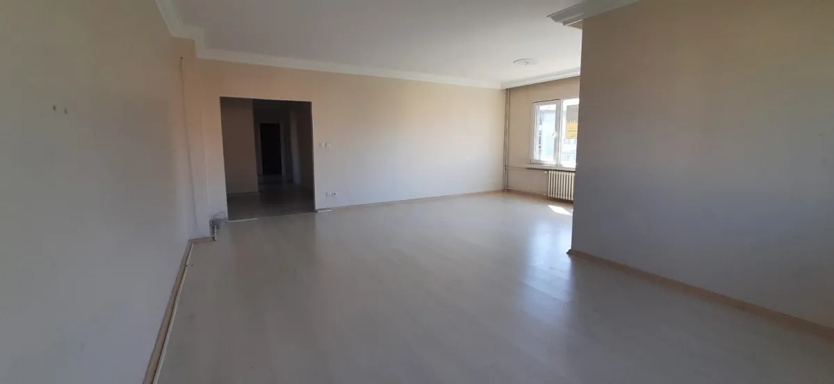 Mimaroba Emlak Konut Ara Kat Düz 4+1 Uygun Fiyat Kiralık Daire - Büyük 6