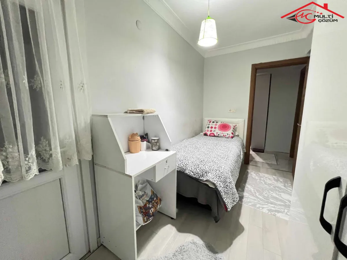 Yenibosna Zafer mahallesi kiralık eşyalı daire metrobüse 3 dakka - Büyük 21