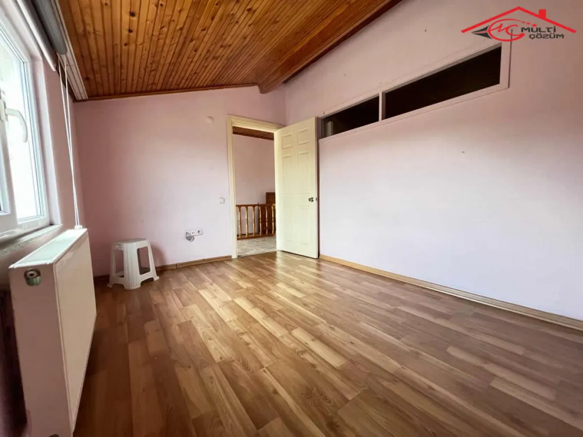 Yenibosna Zafer mahallesinde kiralık dubleks daire site içinde - Büyük 20