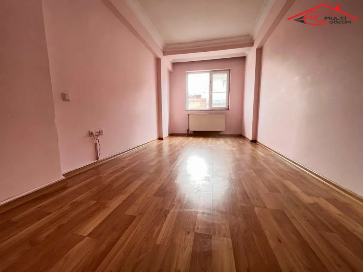 Yenibosna Zafer mahallesinde kiralık dubleks daire site içinde - Büyük 8